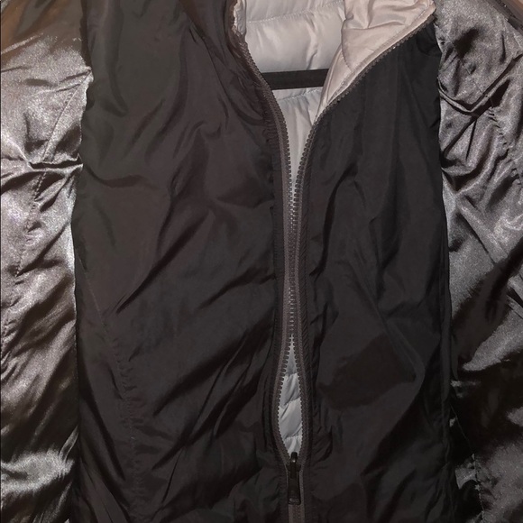 North Face Women’s jacket - Picture 5 of 6